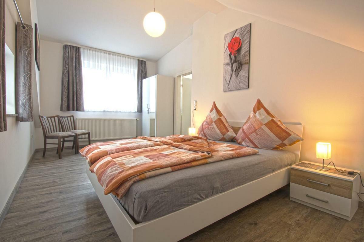 Ferienhaus An Der Burg Namedy Andernach Buitenkant foto